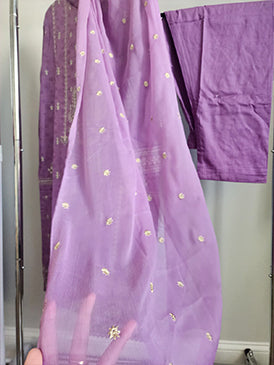 3 Piece - Embroidered cotton lawn suit with chiffon dupatta