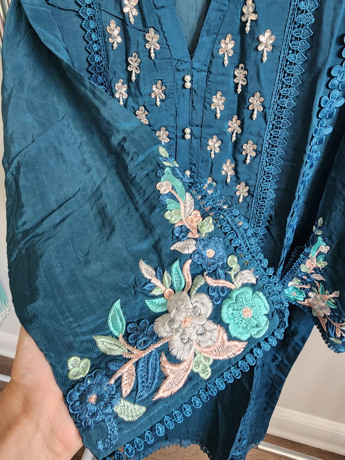 3 Piece - Rawsilk Embroidered with Handwork
