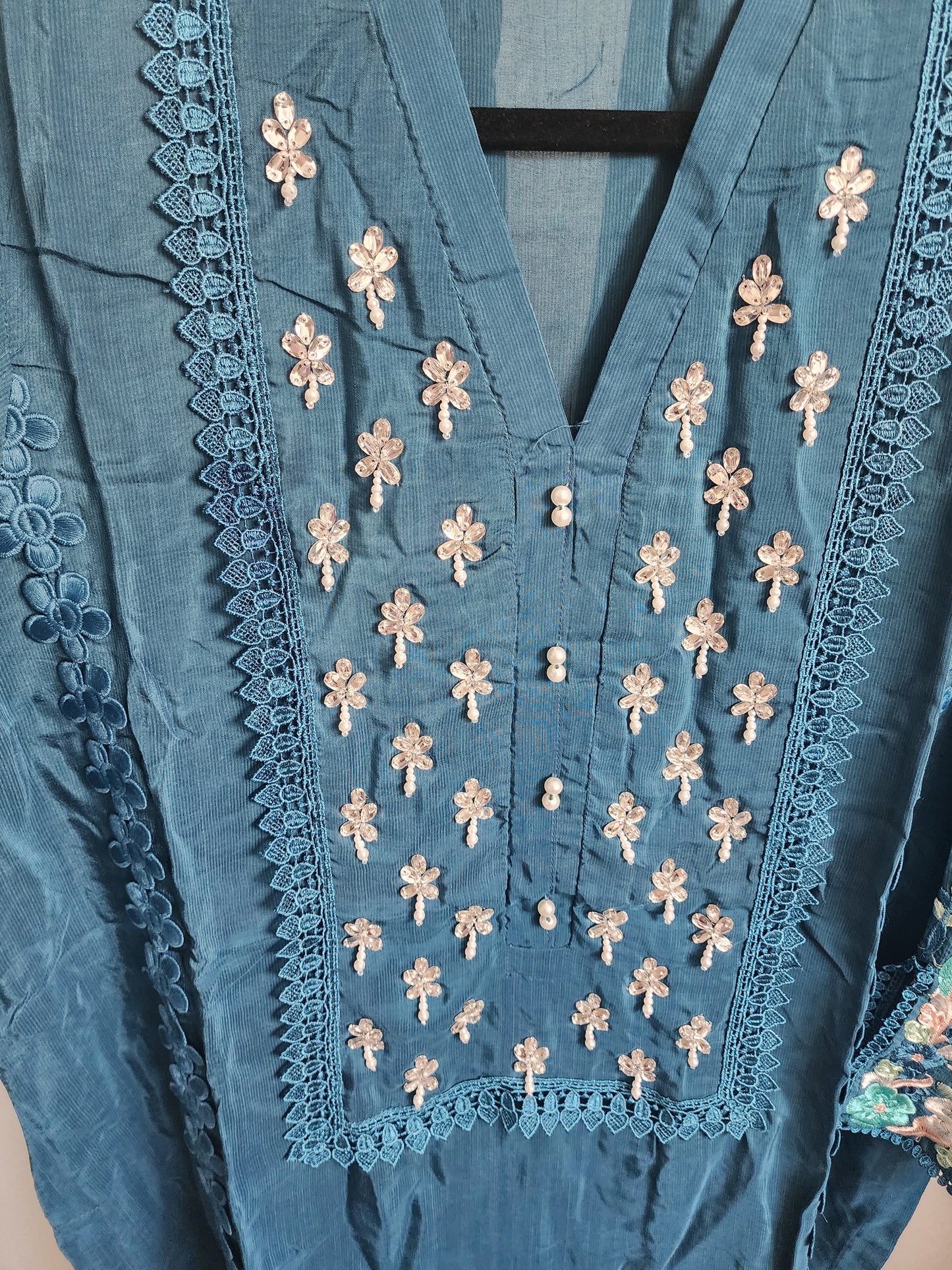 3 Piece - Rawsilk Embroidered with Handwork