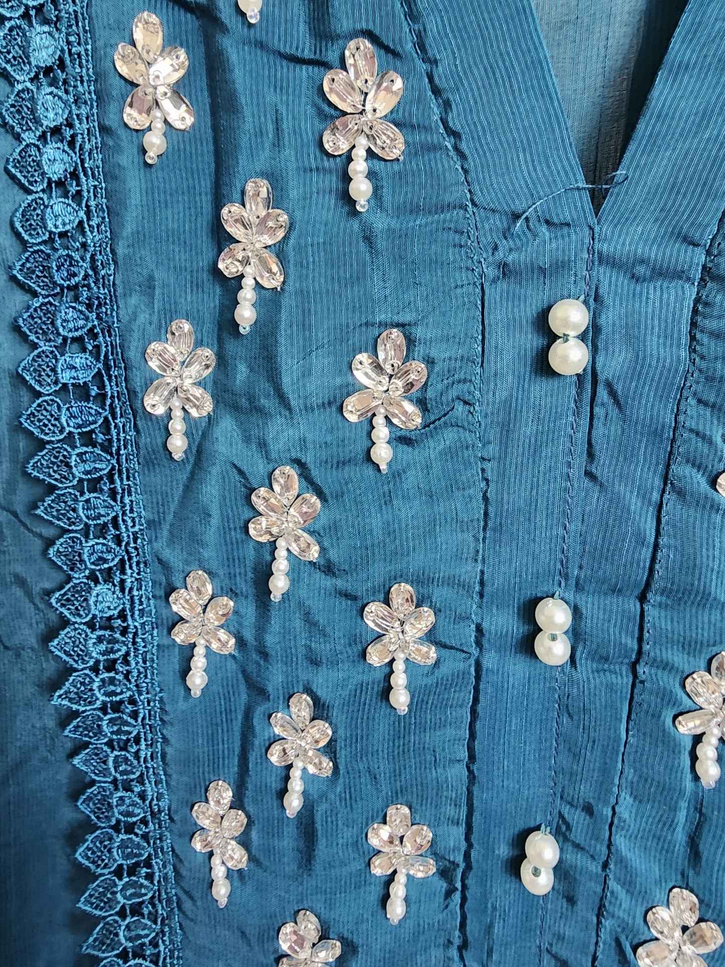 3 Piece - Rawsilk Embroidered with Handwork