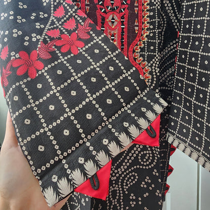 2 Piece - Light Khaddar with Mirror and handwork INU-321