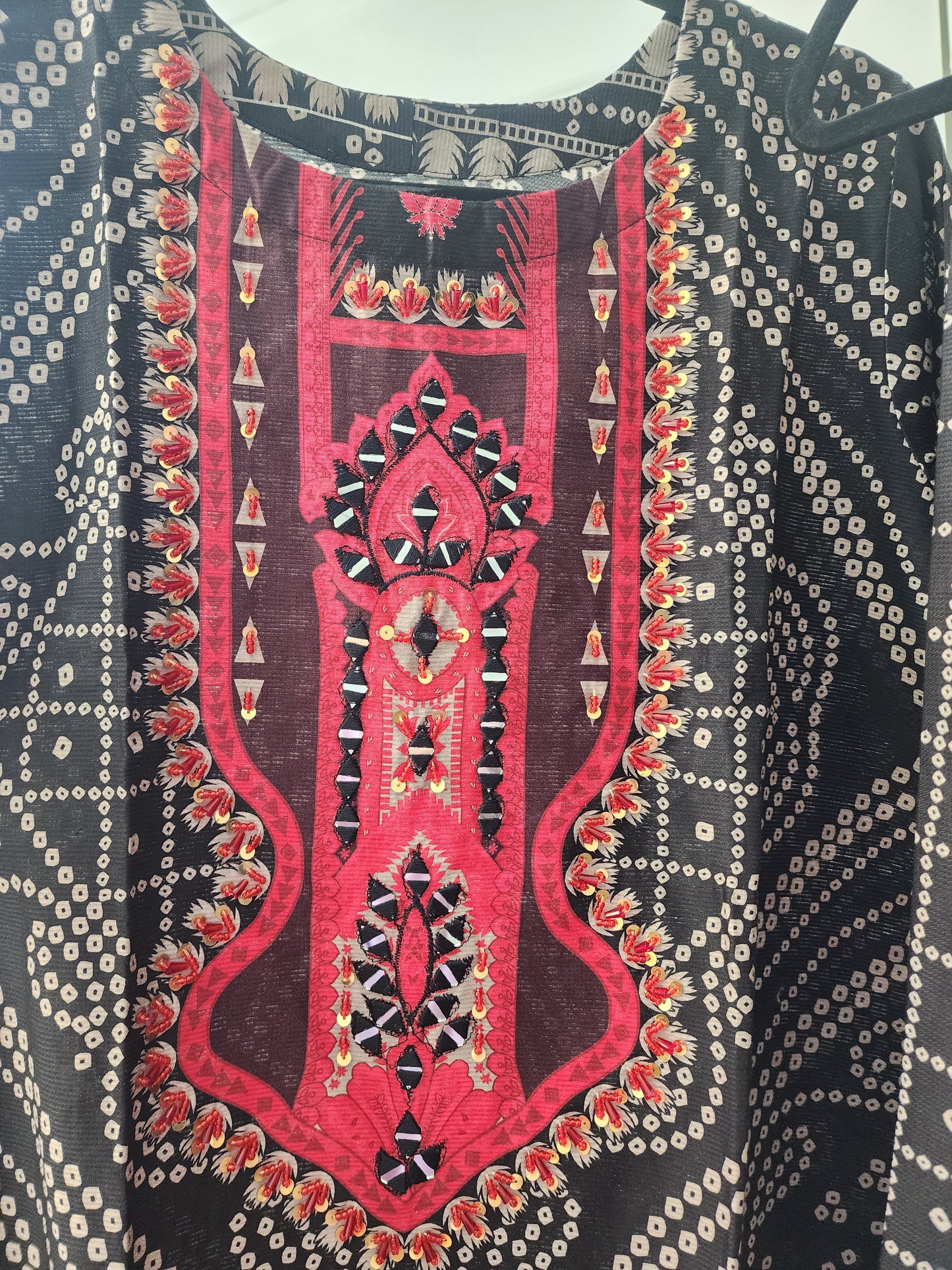 2 Piece - Light Khaddar with Mirror and handwork INU-321