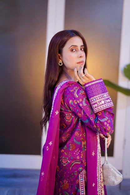 3 Piece - Cotton Embroidered Suit With Chiffon Embroidered Dupatta INU-313
