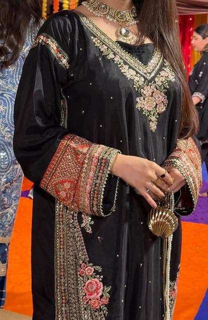 2 Piece - RawSilk Embroidered Kaftan Set INU-279