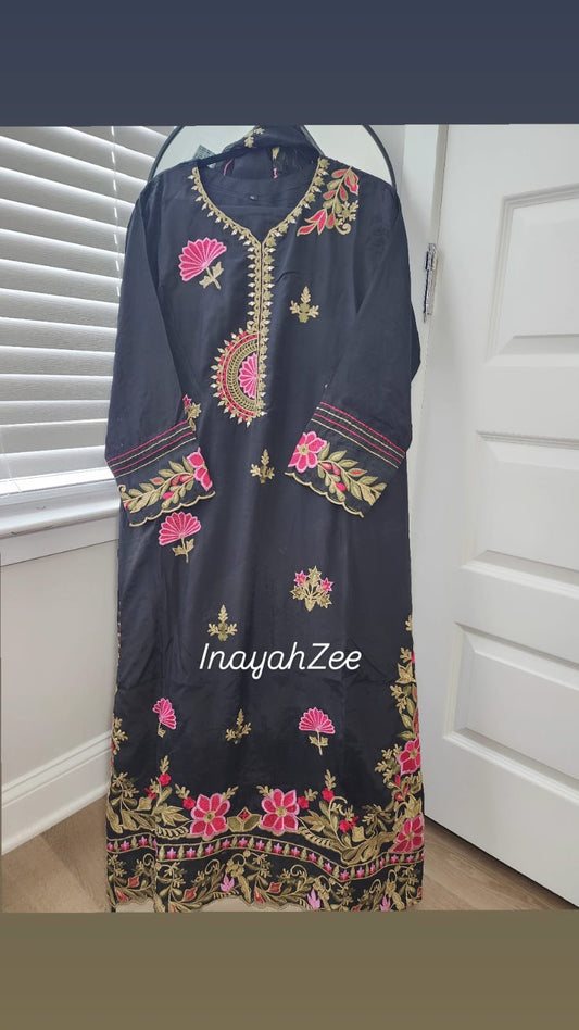 3 Piece - Rawsilk Embroidered Kaftan Suit INP-256
